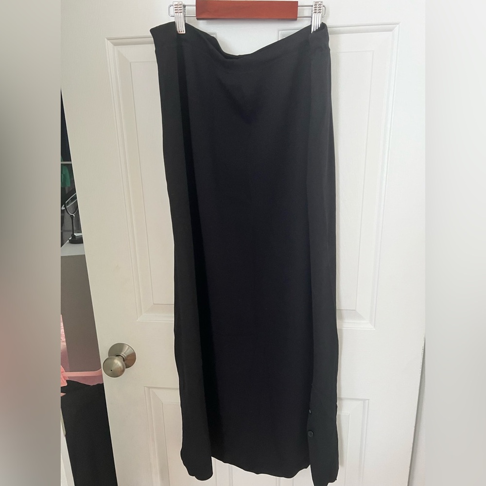 Karen Lessly Black Knit skirt